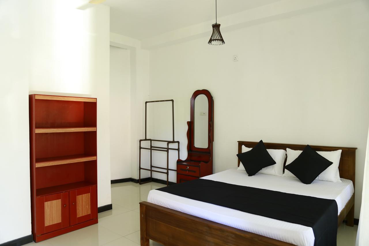 نزل فيليغامافي Layback Boutique Surf & Yoga Camp Sri Lanka المظهر الخارجي الصورة